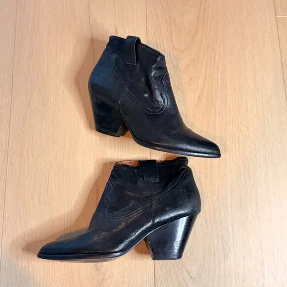 Frye Reina Western Black Leather Short Ankle Bootie Size 6 - Picture 2 of 6